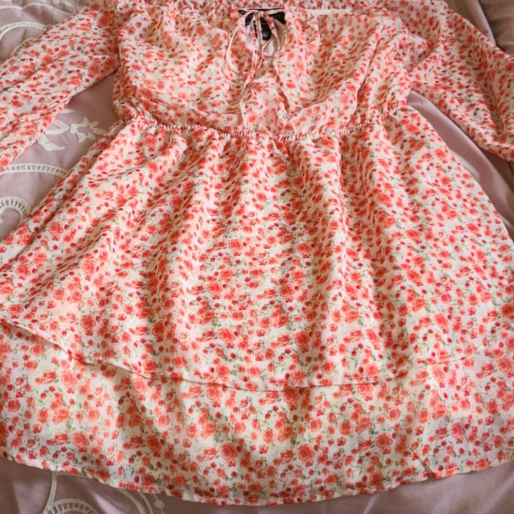 Flirty Dress - Picture 4 of 7